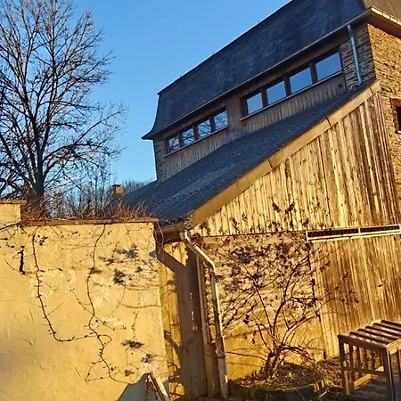 L'eaubergerine Holiday home