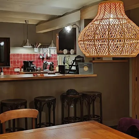 Holiday home L'eaubergerine *