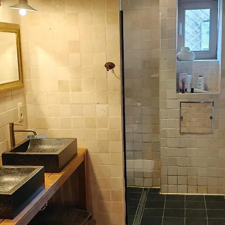 Holiday home L'eaubergerine