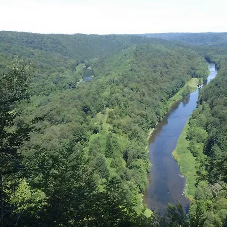 L'eaubergerine Holiday home *