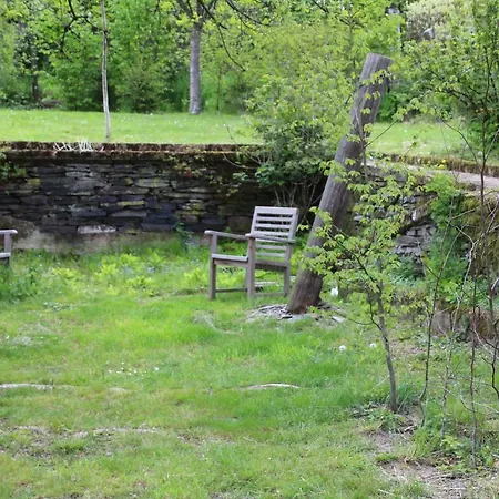 L'eaubergerine Holiday home *